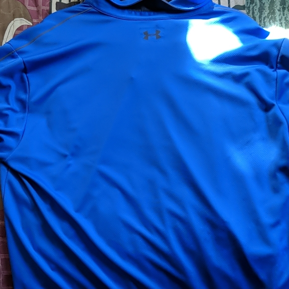 XXL Under Armour Heat Gear Loose Fit - Picture 4 of 4